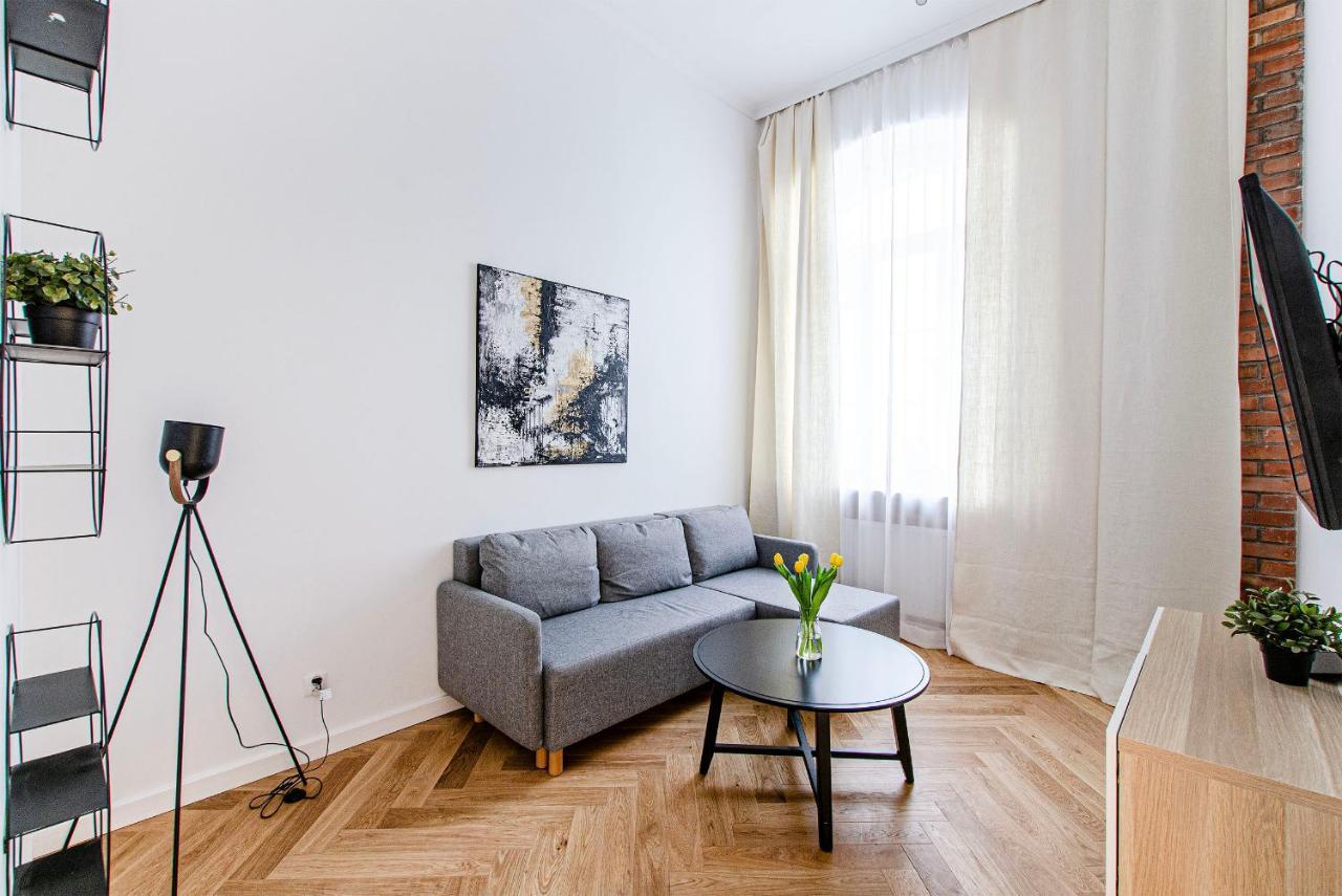 Smart Rental Management Apartments - City Center فروتسواف المظهر الخارجي الصورة